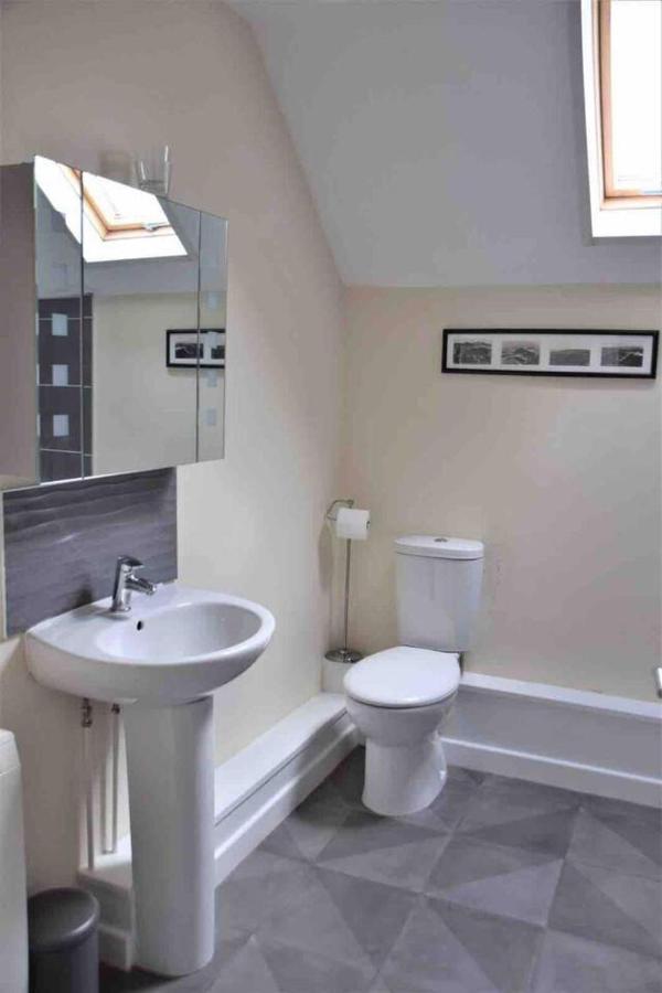 Charming 3-Bed Apartment In Talgarth Powys Brecon Luaran gambar